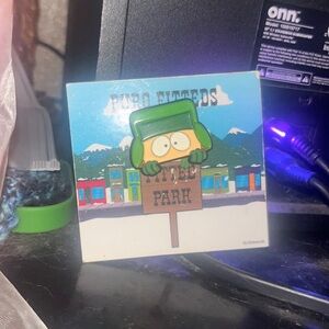 South park kyle hat pin made by @PUROFITTEDS